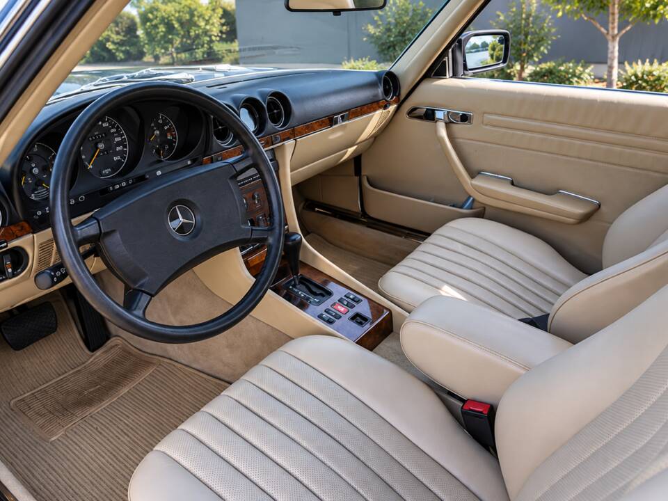 Image 4/5 of Mercedes-Benz 420 SL (1986)