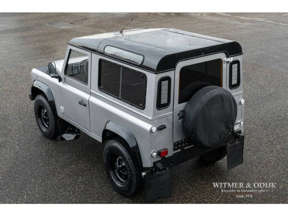 Imagen 2/18 de Land Rover Defender 90 (1996)