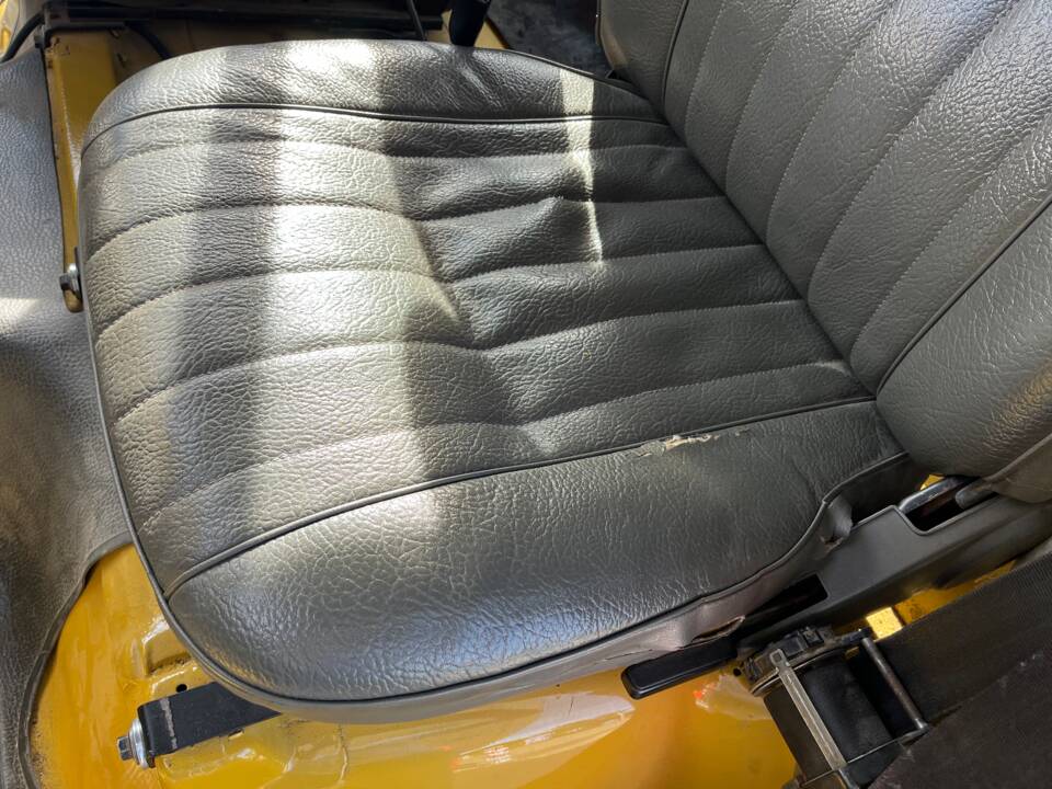 Image 5/24 of Toyota Land Cruiser BJ 40 (1979)