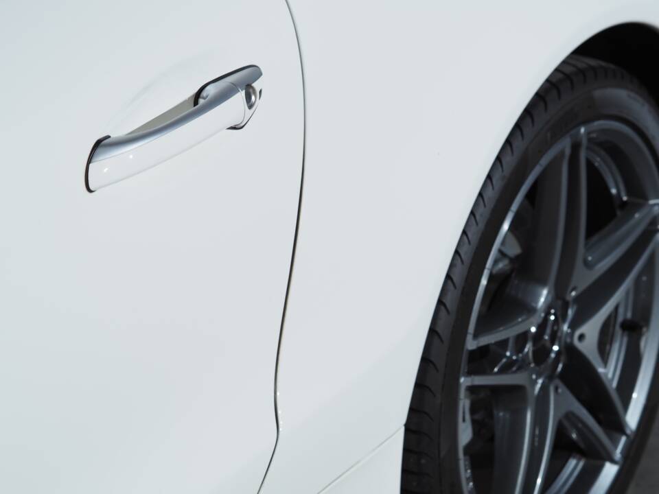 Immagine 20/49 di Mercedes-Benz SL 55 AMG (2006)