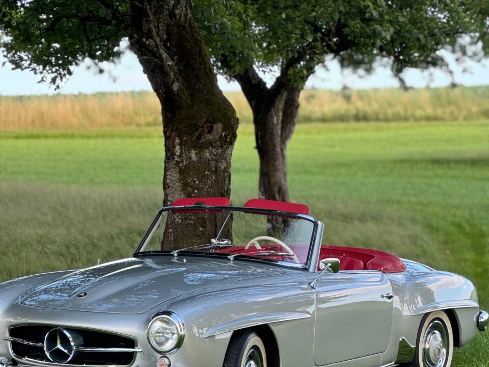 Image 32/54 of Mercedes-Benz 190 SL (1957)
