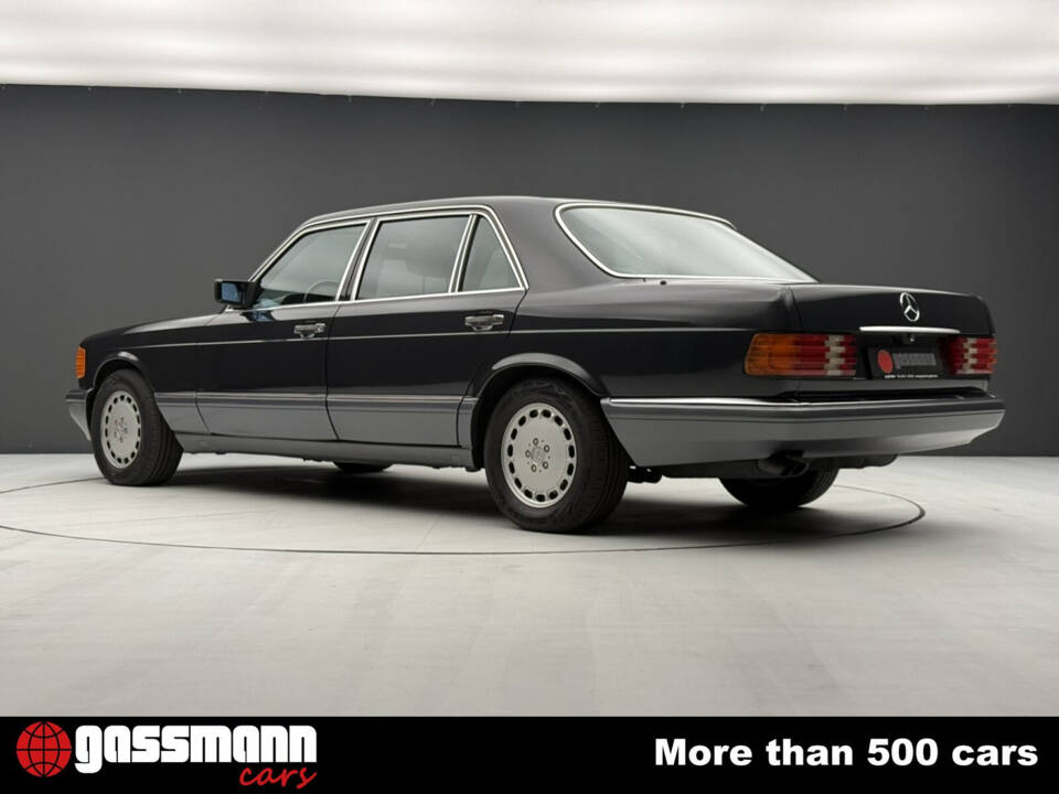 Image 9/15 de Mercedes-Benz 560 SEL (1991)
