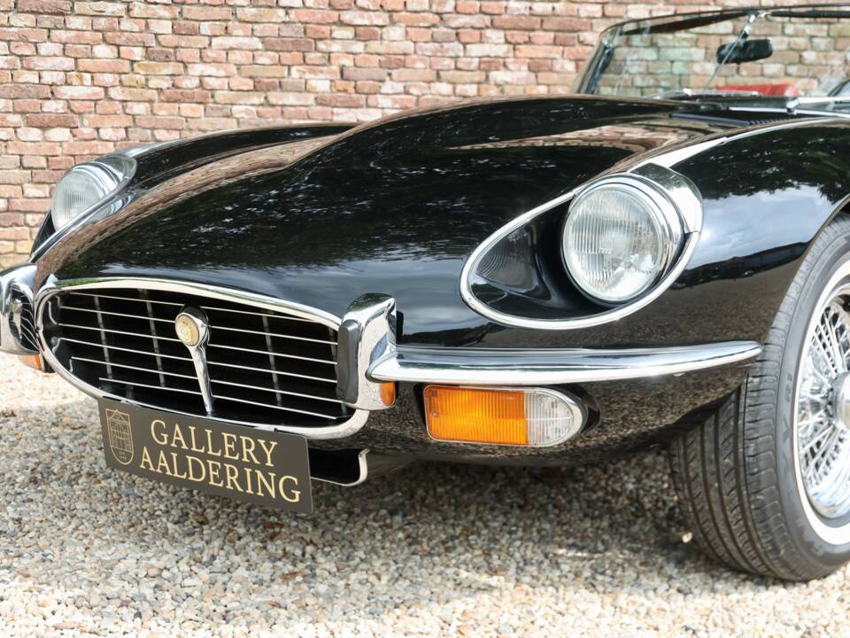 Afbeelding 43/50 van Jaguar E-Type V12 (1974)