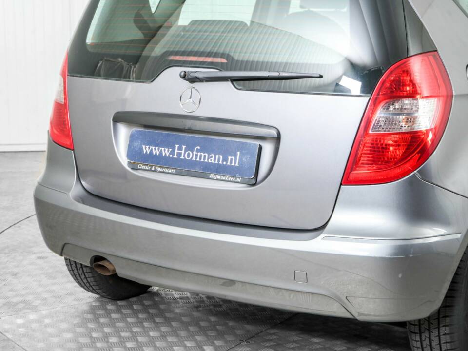 Bild 28/43 von Mercedes-Benz A 160 CDI (2010)
