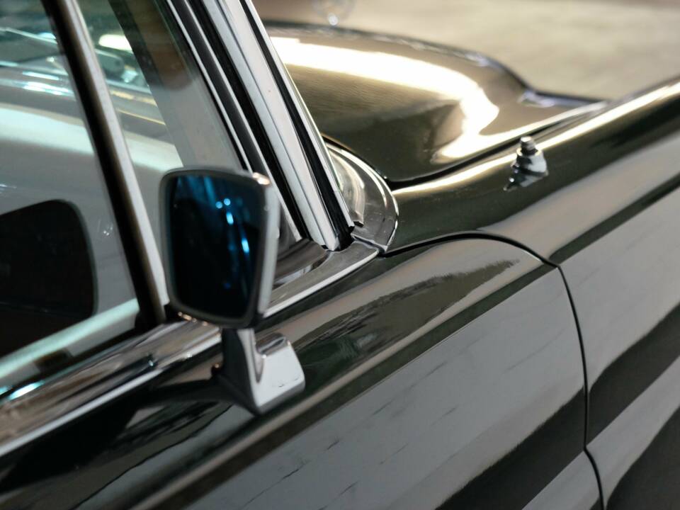 Immagine 12/29 di Mercedes-Benz 280 SE 3,5 (1970)