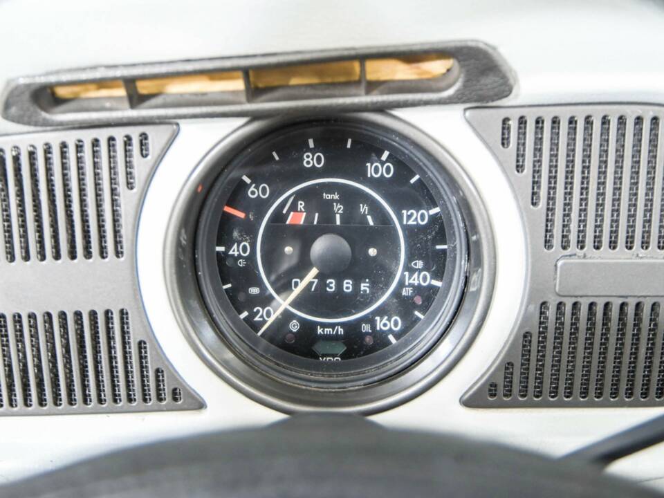 Image 19/50 of Volkswagen Beetle 1303 LS (1971)