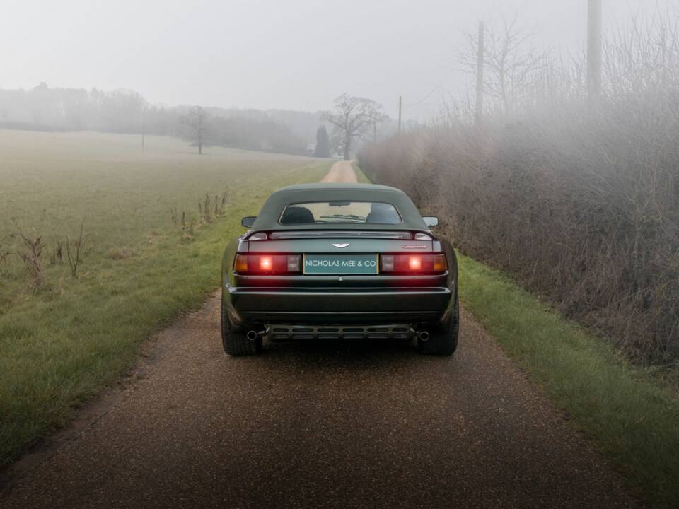 Image 11/50 de Aston Martin Virage Volante (1992)