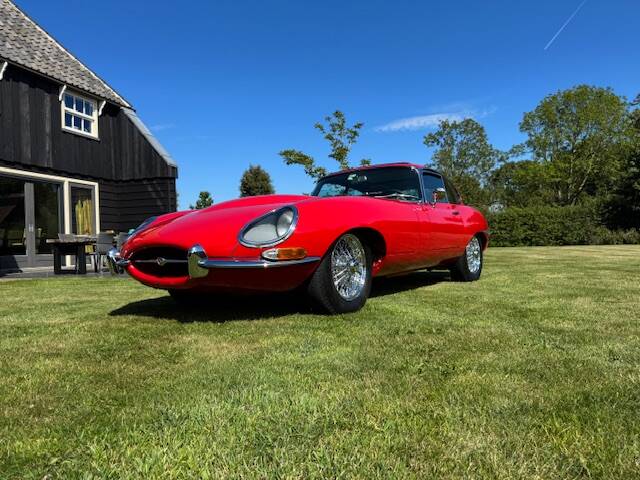 Image 2/35 de Jaguar Type E 3.8 (1963)