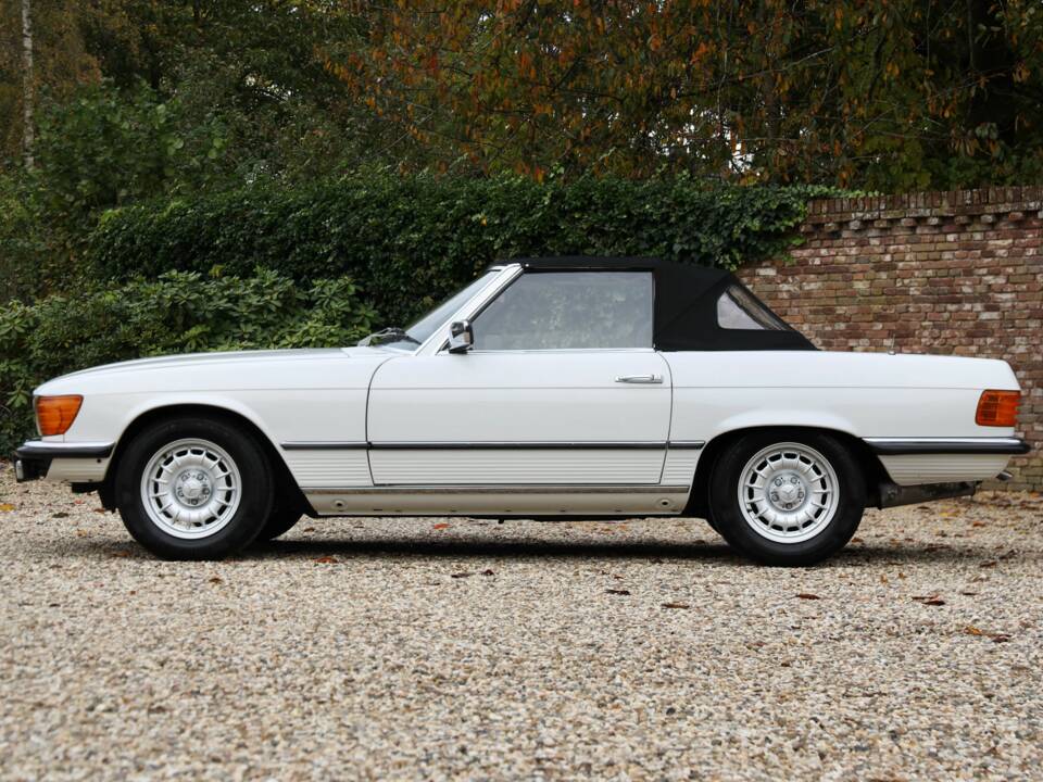 Bild 14/50 von Mercedes-Benz 280 SL (1977)