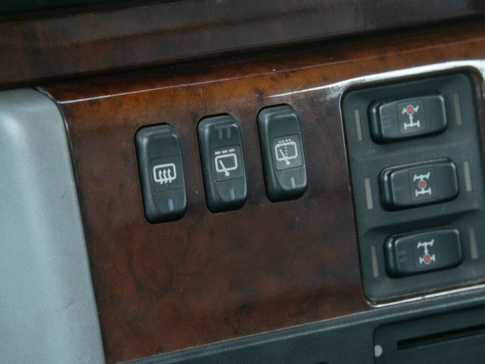 Bild 41/50 von Mercedes-Benz 300 GE (lang) (1995)