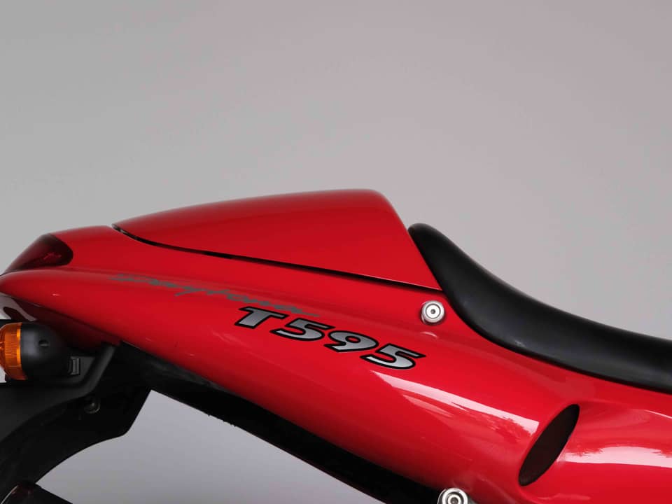 Image 58/66 of Triumph Daytona T595 (1998)