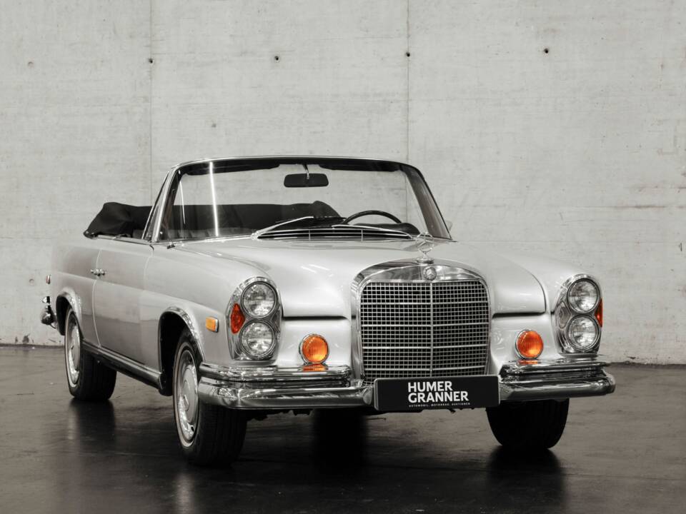 Image 9/48 of Mercedes-Benz 280 SE (1969)