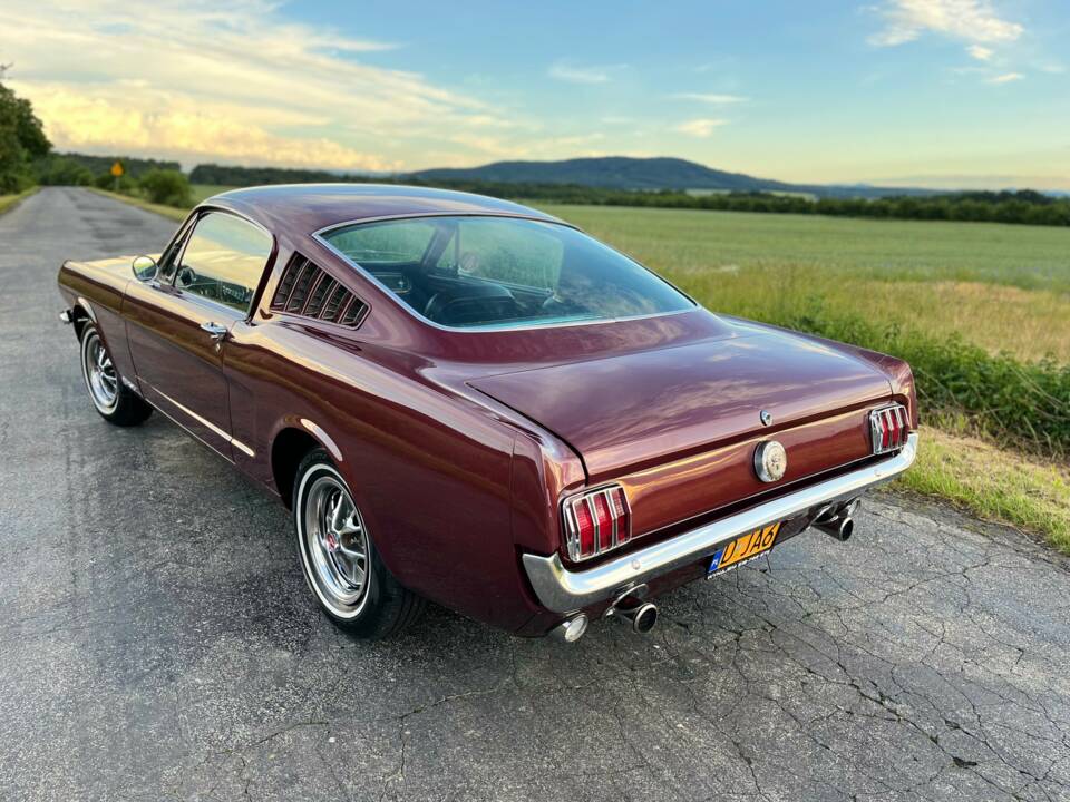 Imagen 1/17 de Ford Mustang 289 (1966)