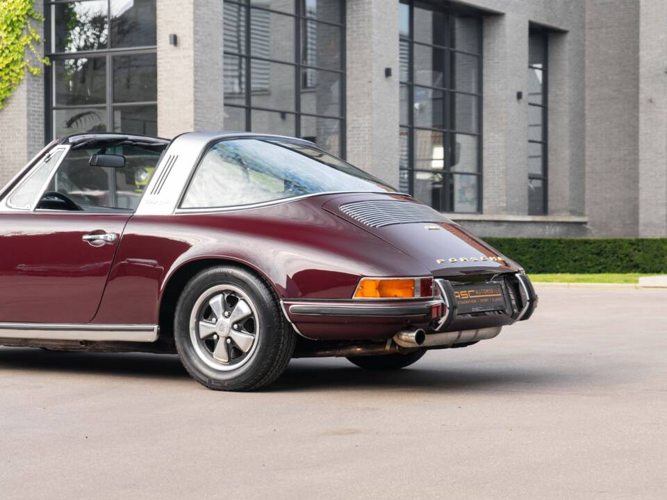 Image 13/30 of Porsche 911 2.2 T (1971)