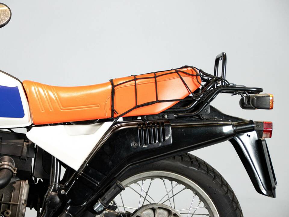 Image 23/50 of BMW R 80 GS (1983)