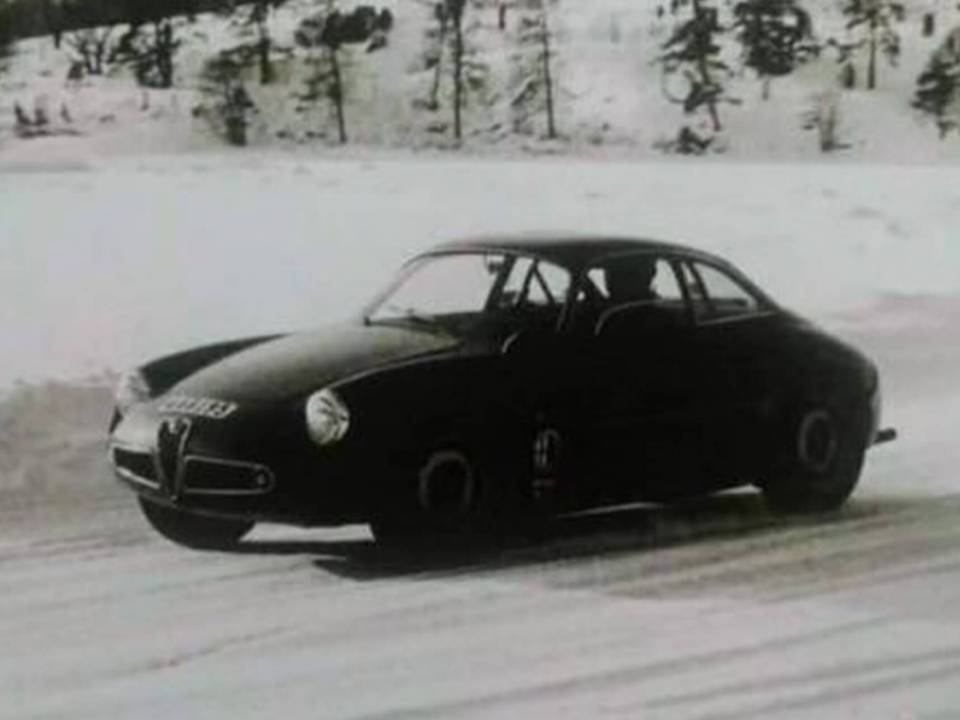 Image 43/43 of Alfa Romeo Giulietta SZ (1960)