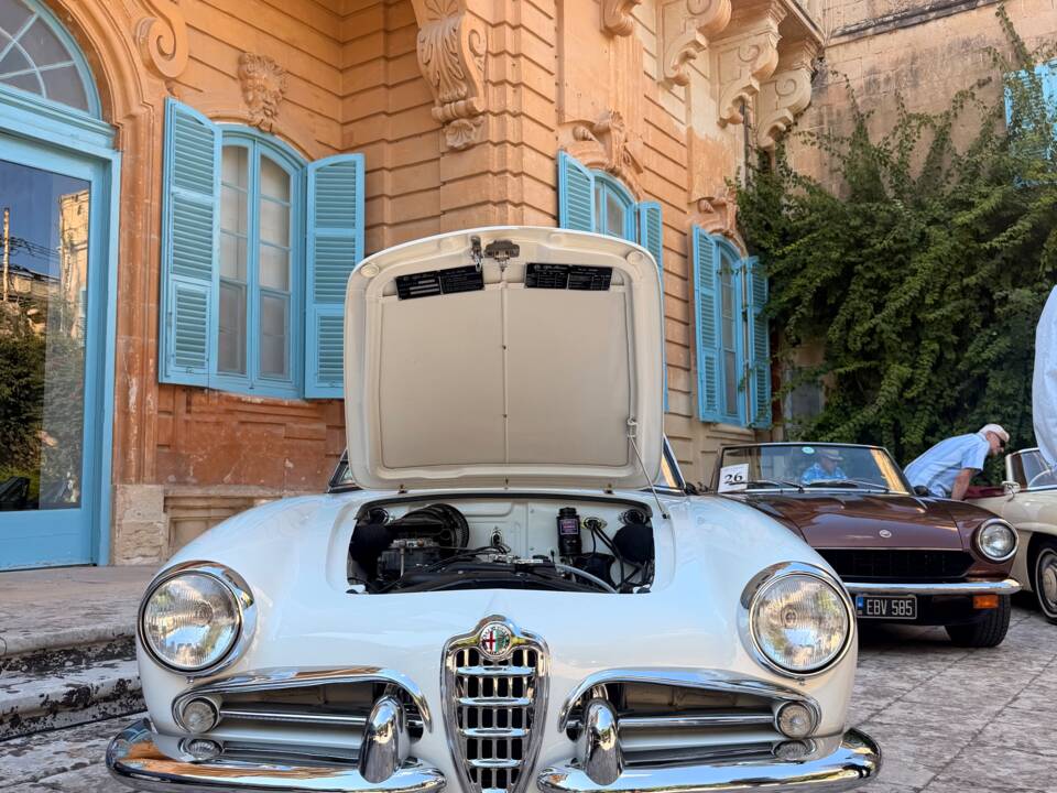 Image 6/72 of Alfa Romeo Giulietta Spider (1957)
