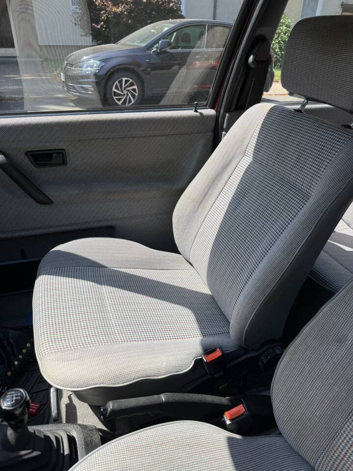 Immagine 15/27 di Volkswagen Golf Mk II 1.6 (1991)