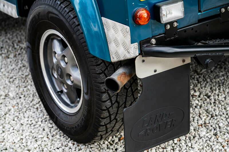 Bild 29/50 von Land Rover Defender 110 Turbo Diesel (1999)