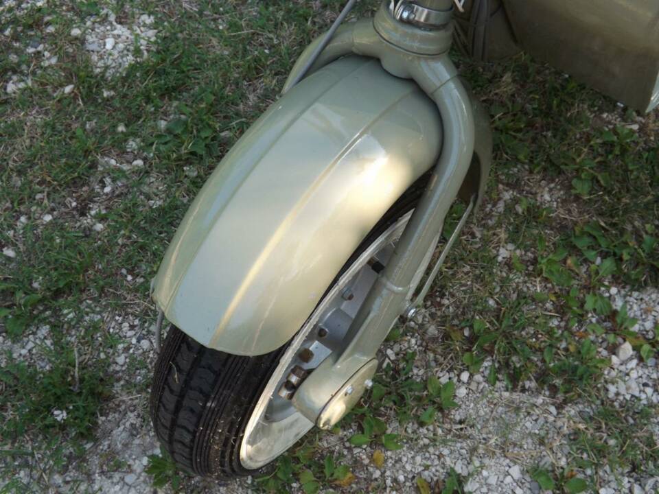 Immagine 47/50 di Innocenti Lambretta D 125 (1958)
