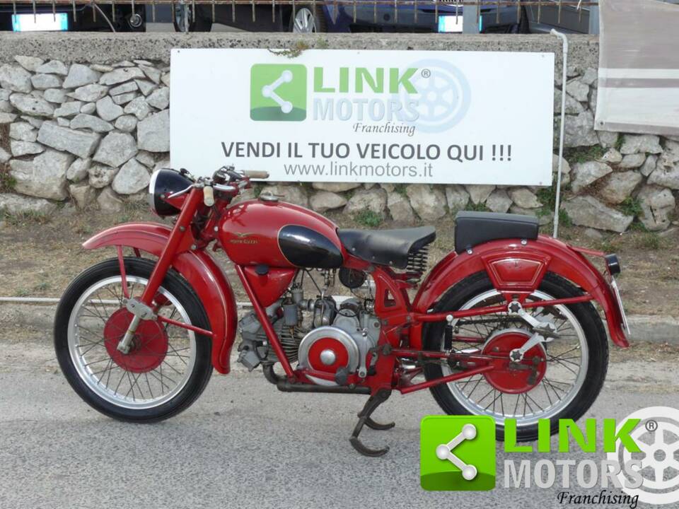 Image 4/10 of Moto Guzzi DUMMY (1955)