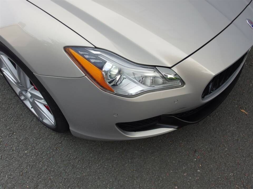 Image 40/98 of Maserati Quattroporte GTS (2015)