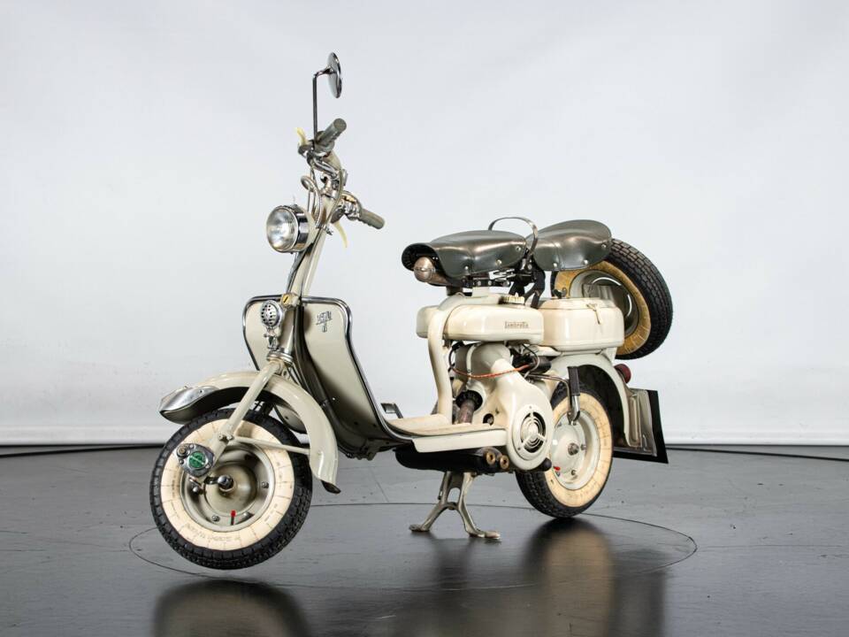 Bild 2/50 von Innocenti Lambretta 150 D (1956)