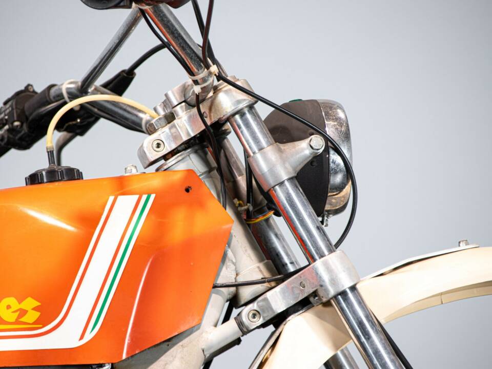 Image 48/50 of Aspes DUMMY (1983)