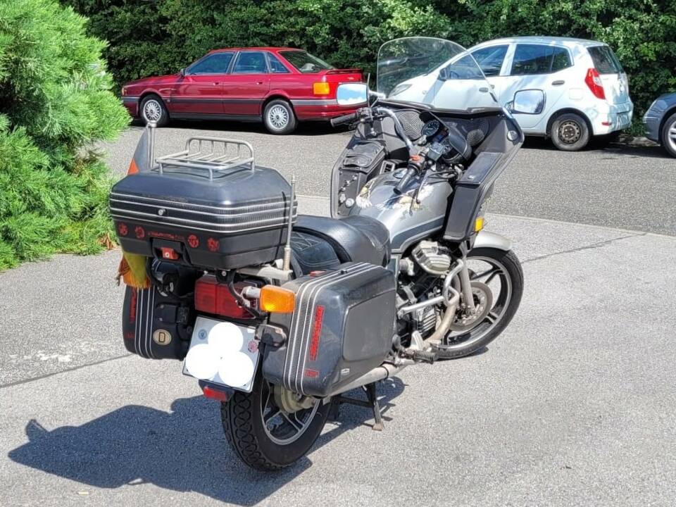 Immagine 4/8 di Honda GL 650 Silver Wing (1984)