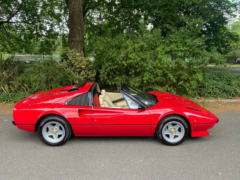 Immagine 9/50 di Ferrari 308 GTS (1978)