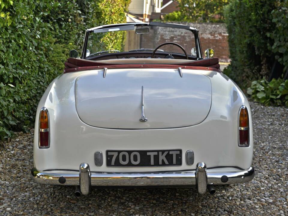Image 12/38 of Alvis TD 21 (1962)