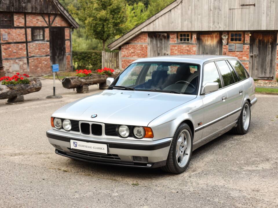 Bild 3/74 von BMW M5 Touring (1992)