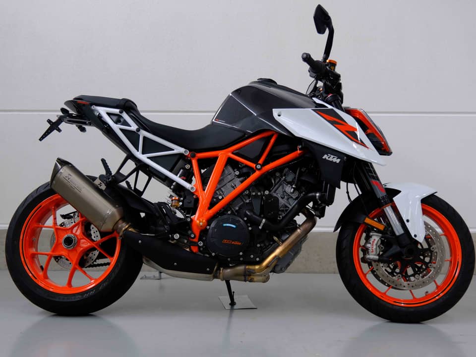 Image 1/83 of KTM 1290 Super Duke R (2018)