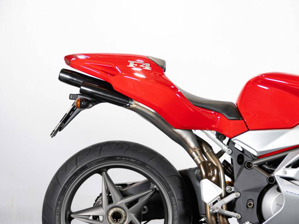 Bild 29/50 von MV Agusta F4 750 S (2000)