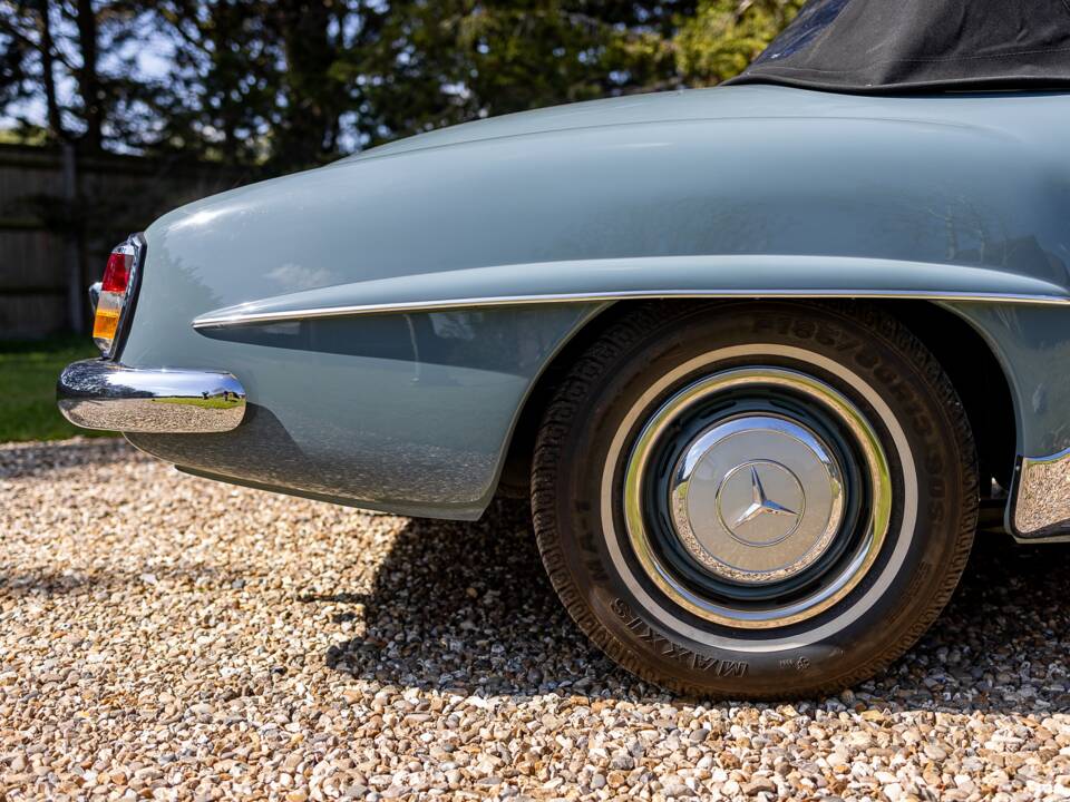 Image 36/56 of Mercedes-Benz 190 SL (1956)