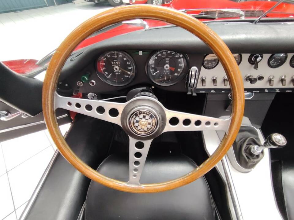 Bild 33/62 von Jaguar E-Type 3.8 (1963)