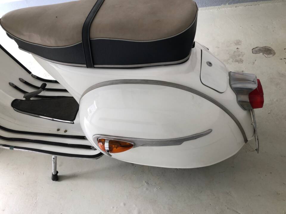 Immagine 13/25 di Piaggio Vespa 160 GS (1962)