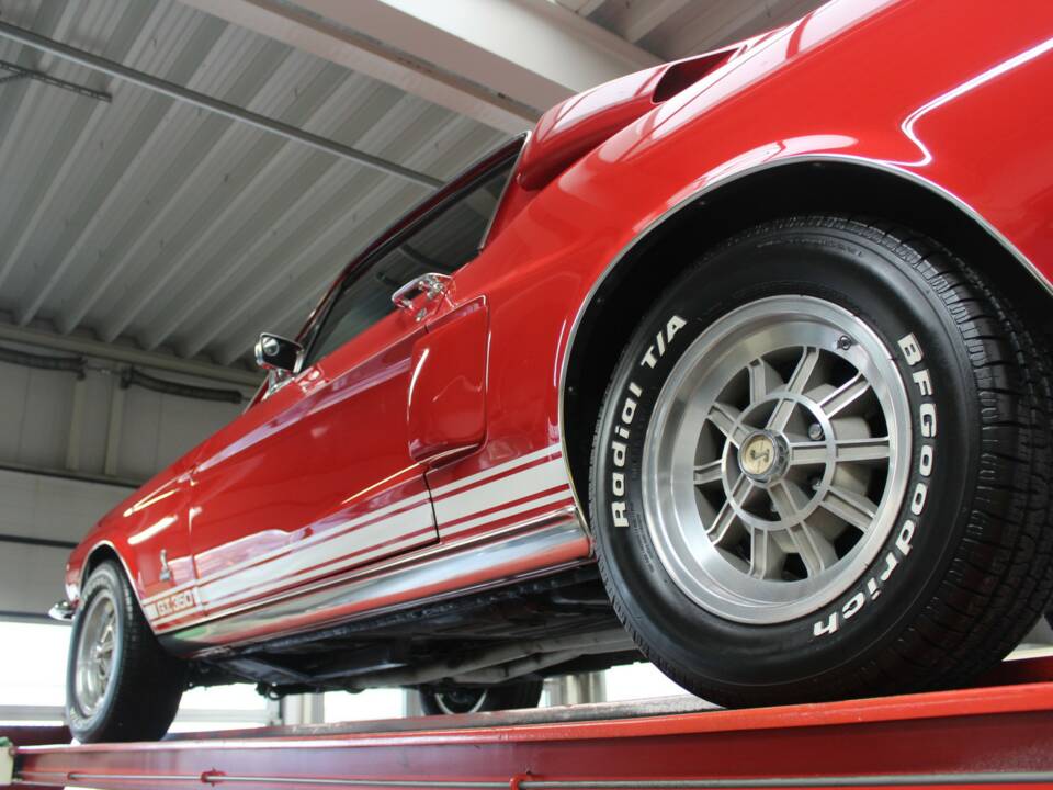 Image 10/50 de Ford Shelby GT 350 (1968)