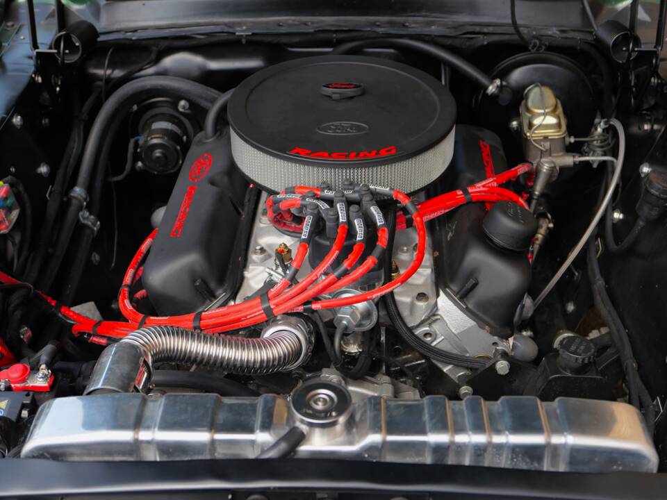 Bild 18/32 von Ford Mustang Custom (1967)