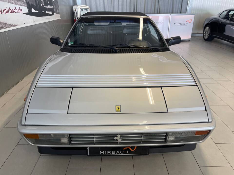 Immagine 7/20 di Ferrari Mondial T (1991)