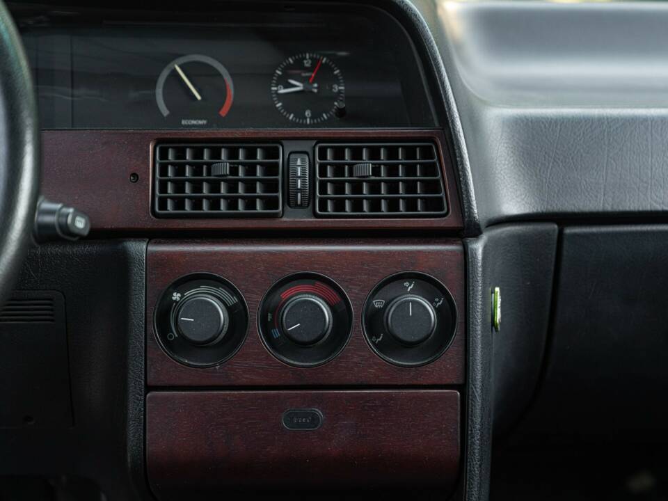 Bild 32/50 von Lancia Dedra 1.8 i.e. (1990)