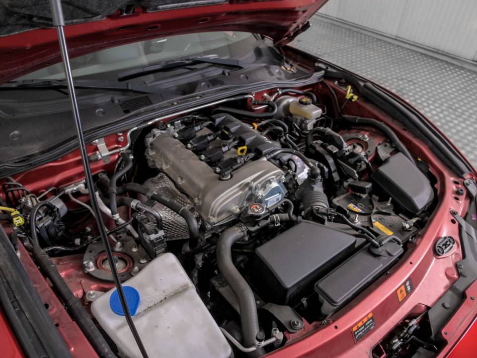 Image 38/50 of Mazda MX-5 1.5 (2015)