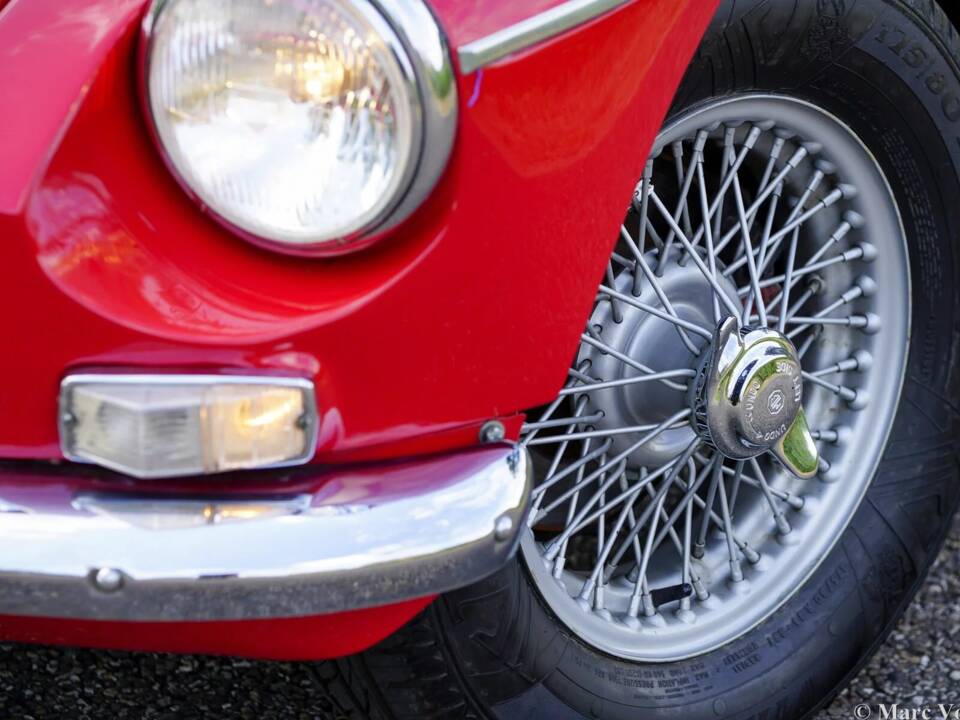 Image 5/39 de MG MGB (1964)