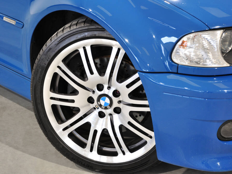 Image 3/45 of BMW M3 (2002)