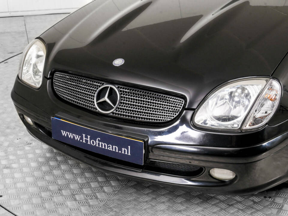 Image 35/50 of Mercedes-Benz SLK 200 Kompressor (2001)
