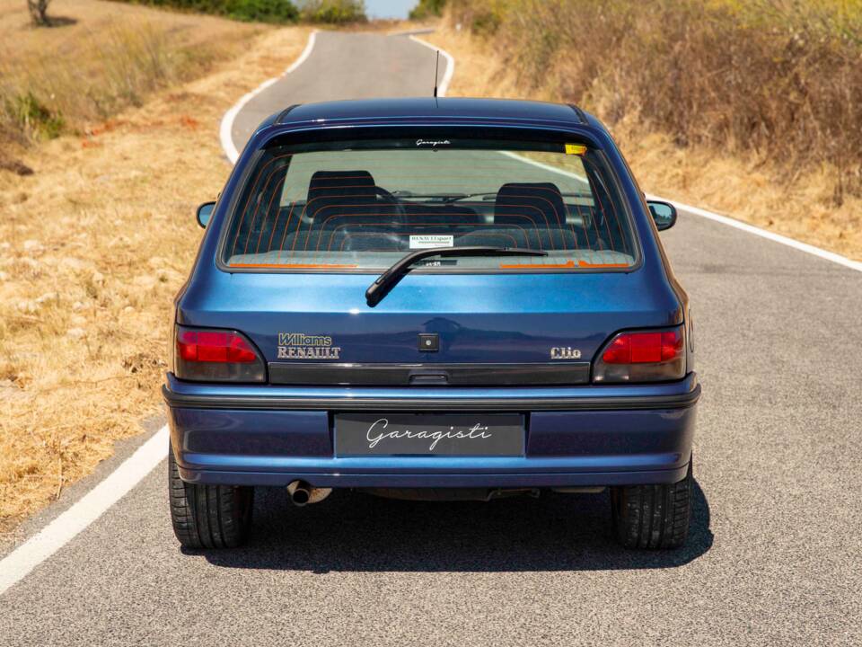 Image 20/87 of Renault Clio I Williams (1994)