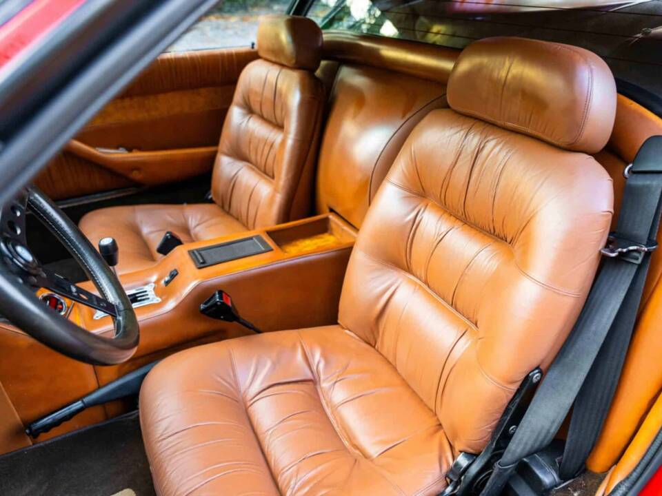 Image 33/61 of De Tomaso Pantera GT5 (1984)