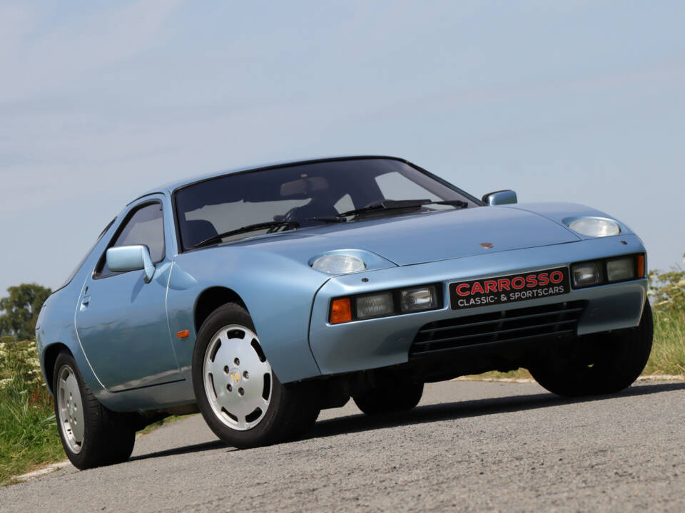 Image 17/42 de Porsche 928 (1979)
