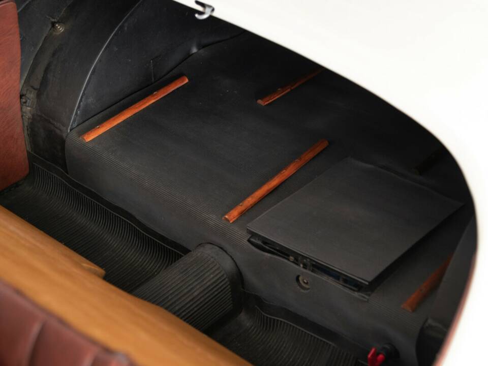 Image 33/36 of NSU-Fiat 500 A Topolino Weinsberg (1940)