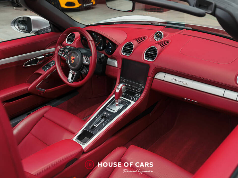 Image 19/25 de Porsche 718 Boxster Spyder (2021)